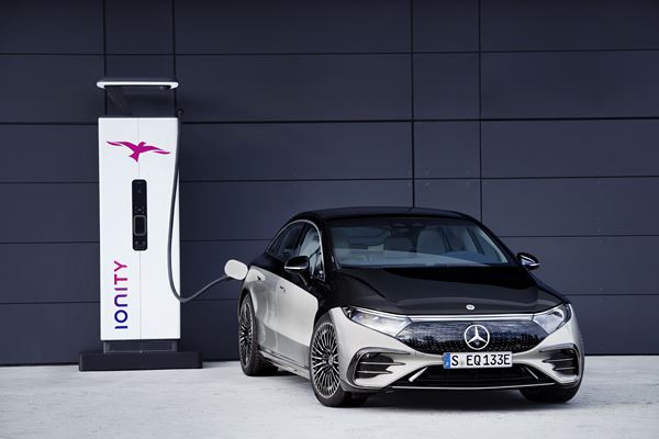 Mercedes EQS: la berline de luxe Mercedes-EQ trace la voie de l'électrique