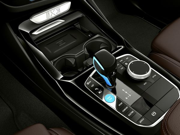 La BMW iX3 électrique s'offre un léger rafraichissement
