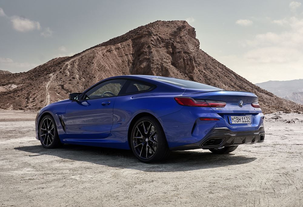 La BMW Série 8 Coupé arbore un design résolument sportif