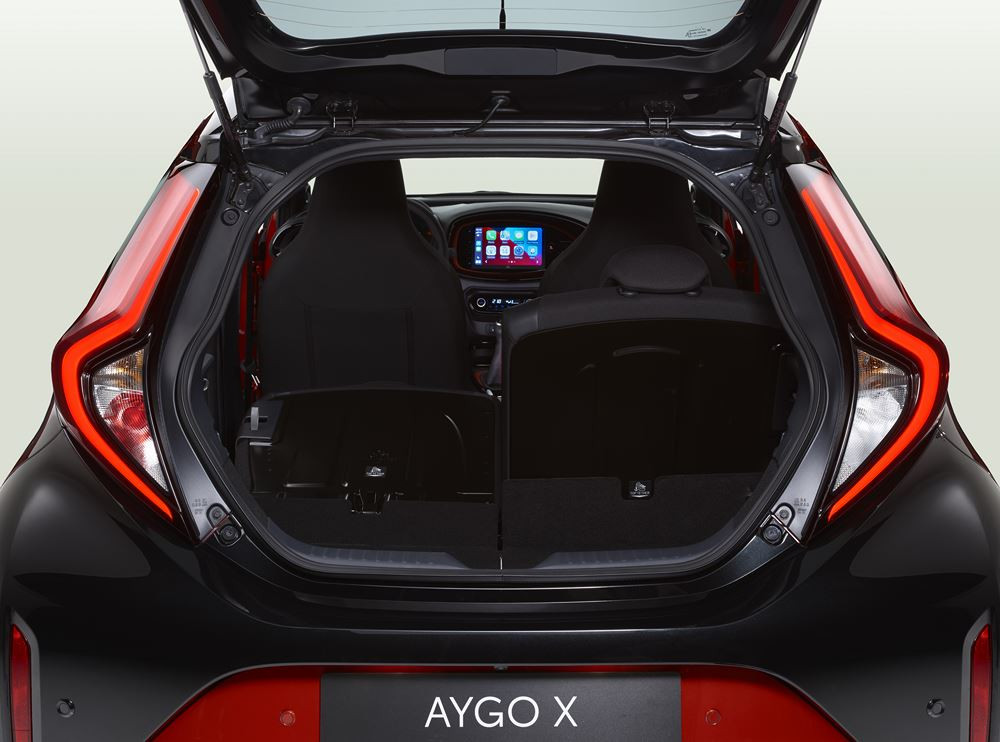 Le crossover urbain Toyota Aygo X revendique un fort caractère