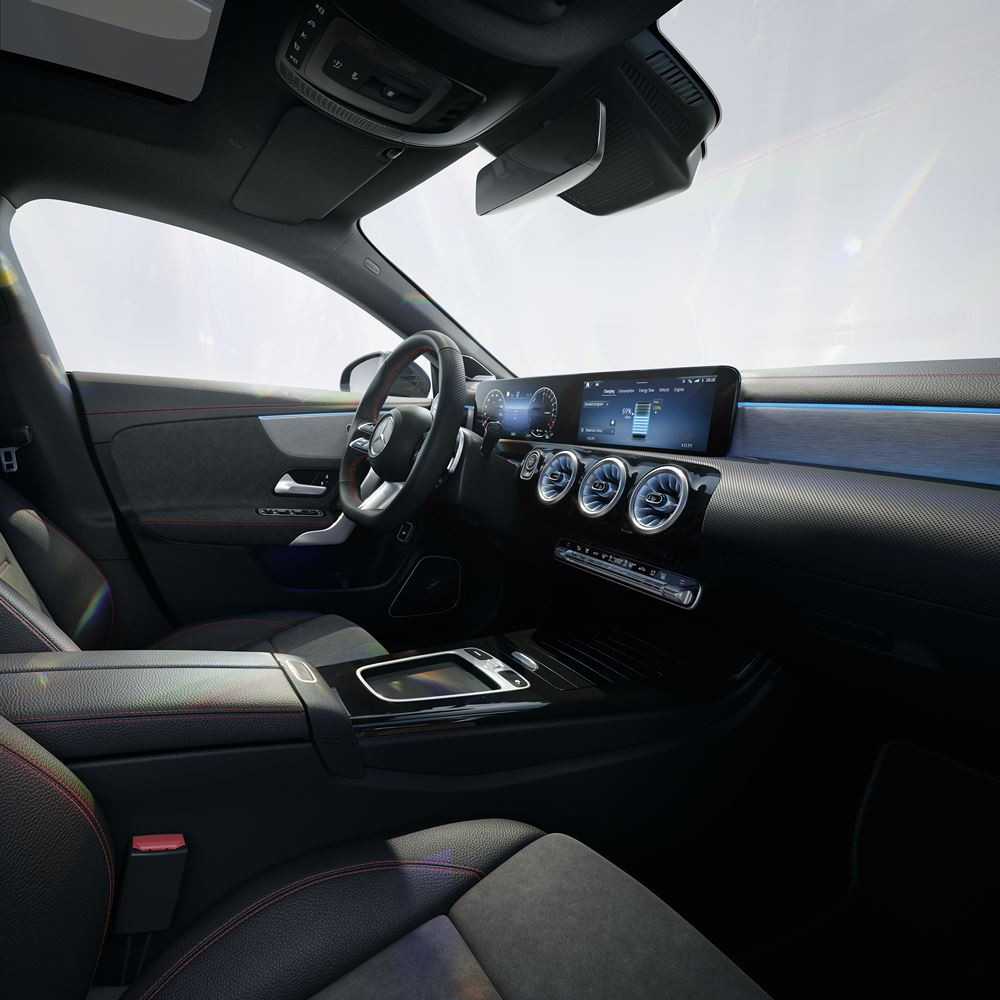La Mercedes-Benz CLA Coupé mise à jour accentue le caractère sportif