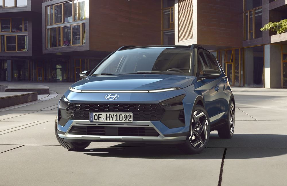 Le petit SUV urbain du segment B Hyundai Bayon actualisé en approche