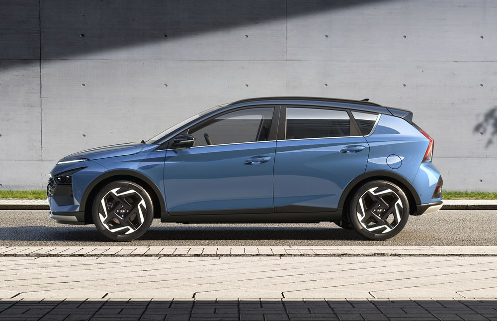Le petit SUV urbain du segment B Hyundai Bayon actualisé en approche