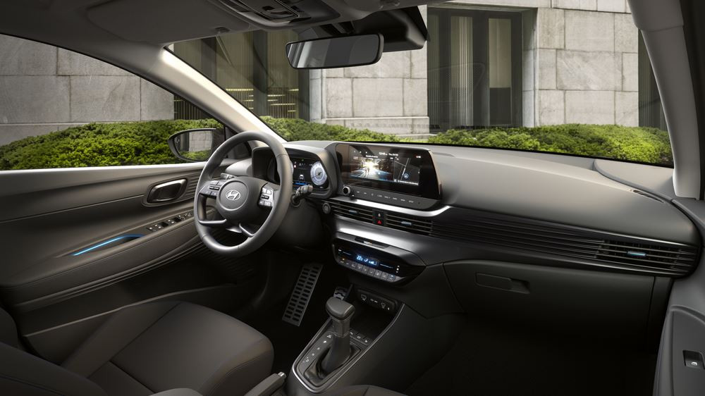 Le petit SUV urbain du segment B Hyundai Bayon actualisé en approche
