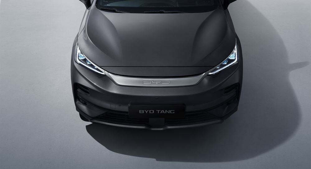 Le SUV électrique 7 places à traction intégrale Byd Tang remodelé revendique une autonomie jusqu'à 530 km