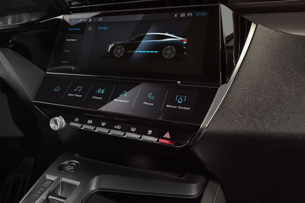 La Peugeot E-408 électrique affiche une autonomie WLTP jusqu'à 453 km