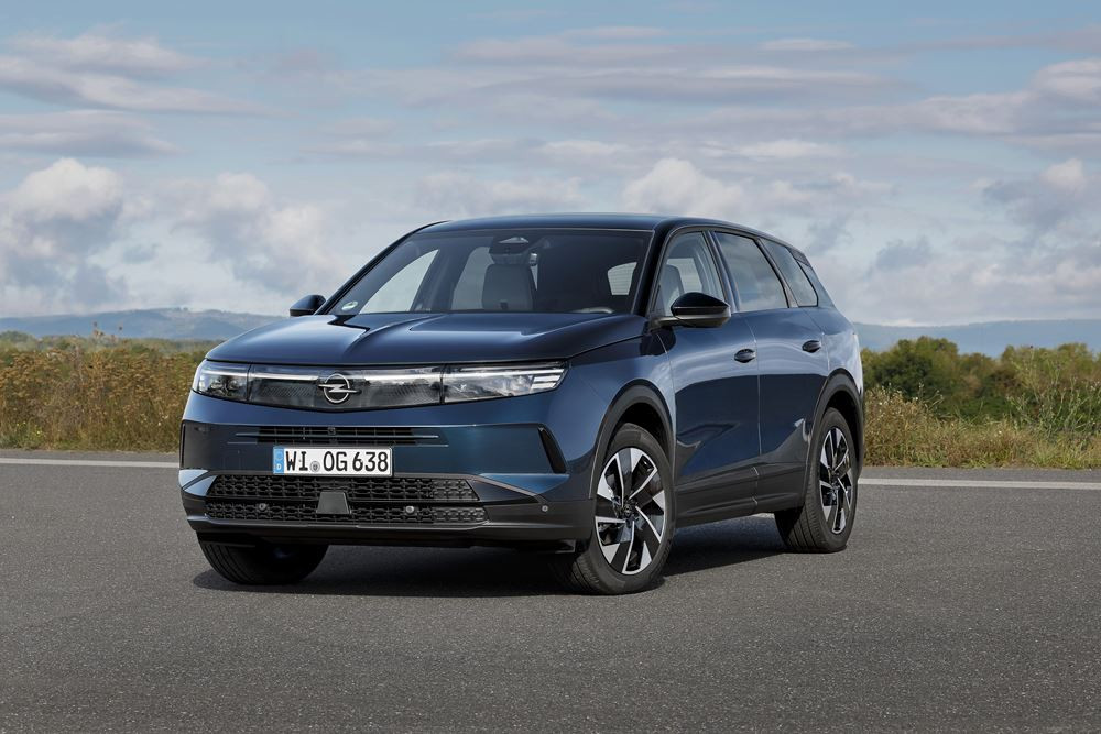 Le grand SUV Opel Grandland reprend des caractéristiques stylistiques du concept Experimental