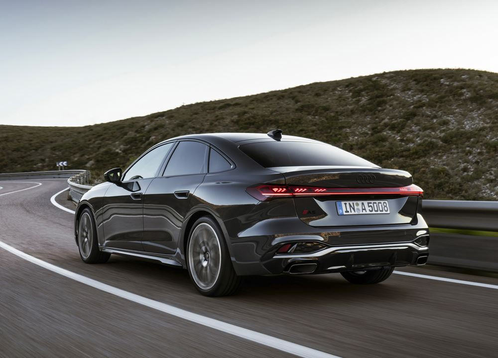 La structure compacte du toit de l'Audi A5 se termine par un hayon court
