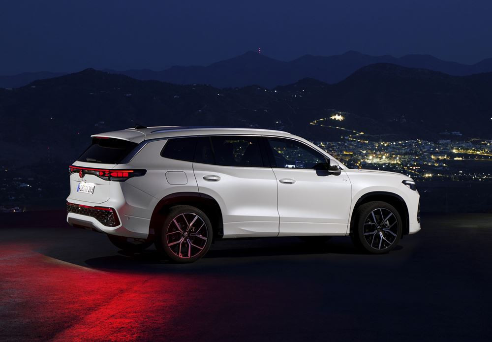 Volkswagen Tayron: un SUV de taille intermédiaire capable d'accueillir jusqu'à sept occupants