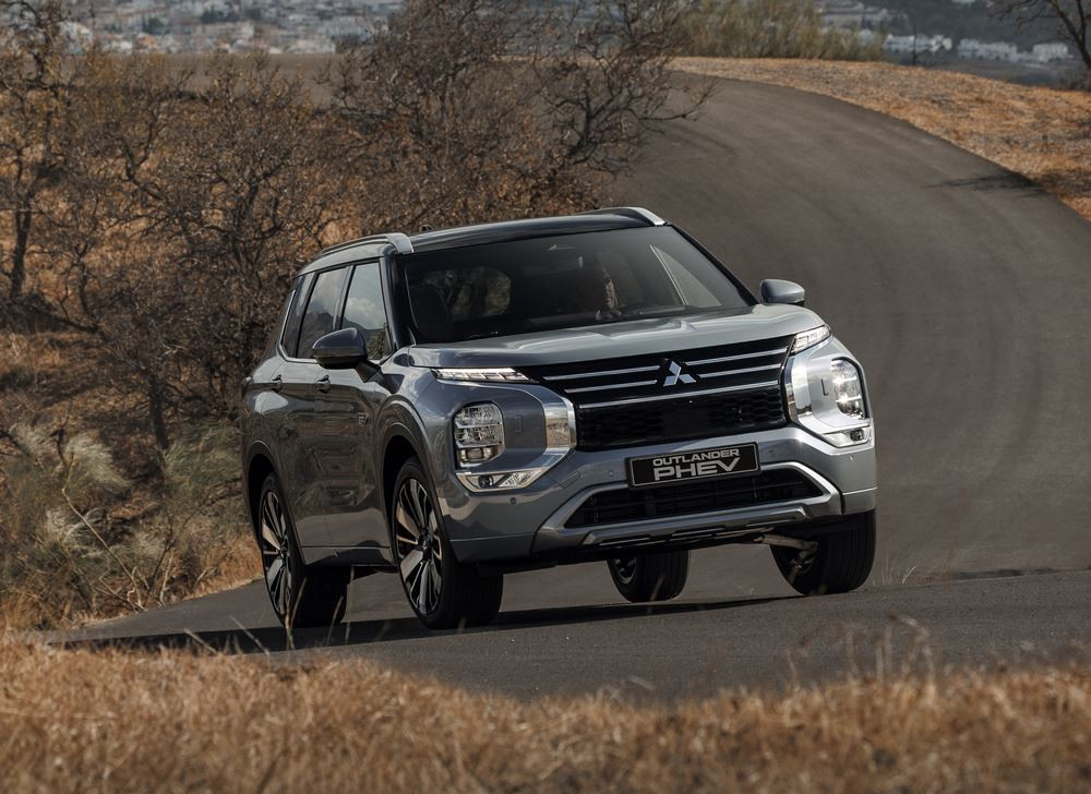 Mitsubishi Outlander: un SUV du segment D hybride rechargeable à l'esprit baroudeur