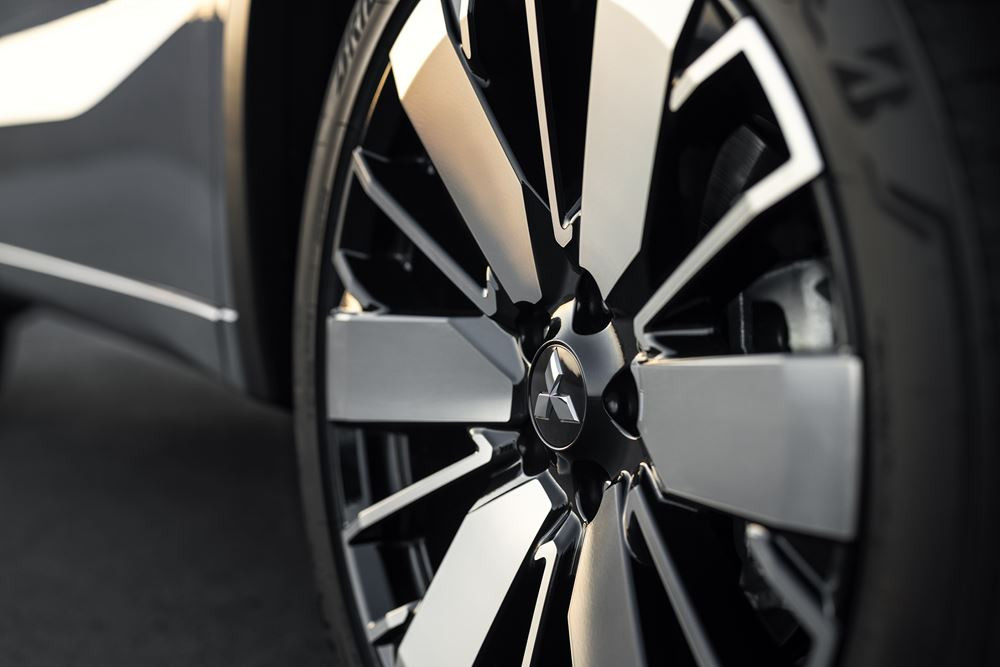 Mitsubishi Outlander: un SUV du segment D hybride rechargeable à l'esprit baroudeur