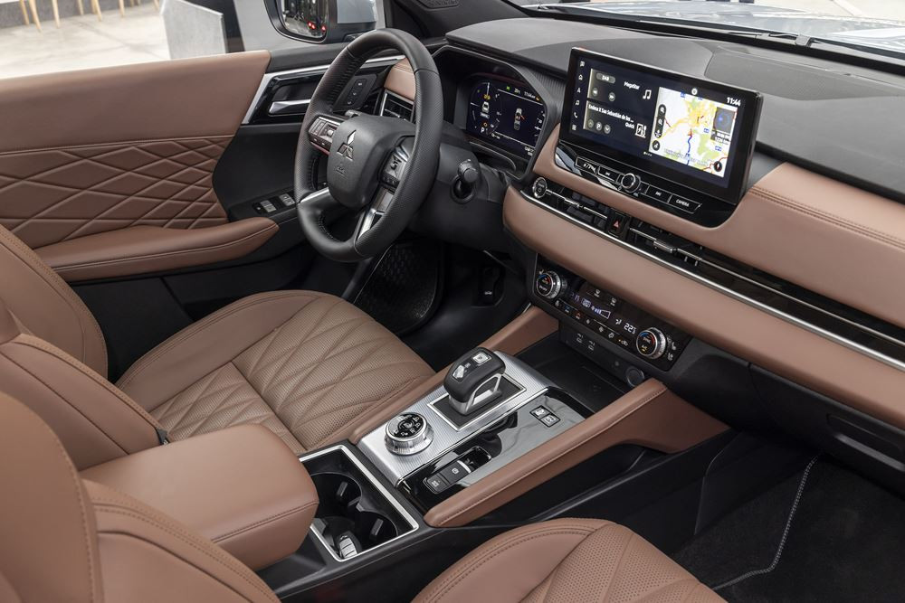 Mitsubishi Outlander: un SUV du segment D hybride rechargeable à l'esprit baroudeur