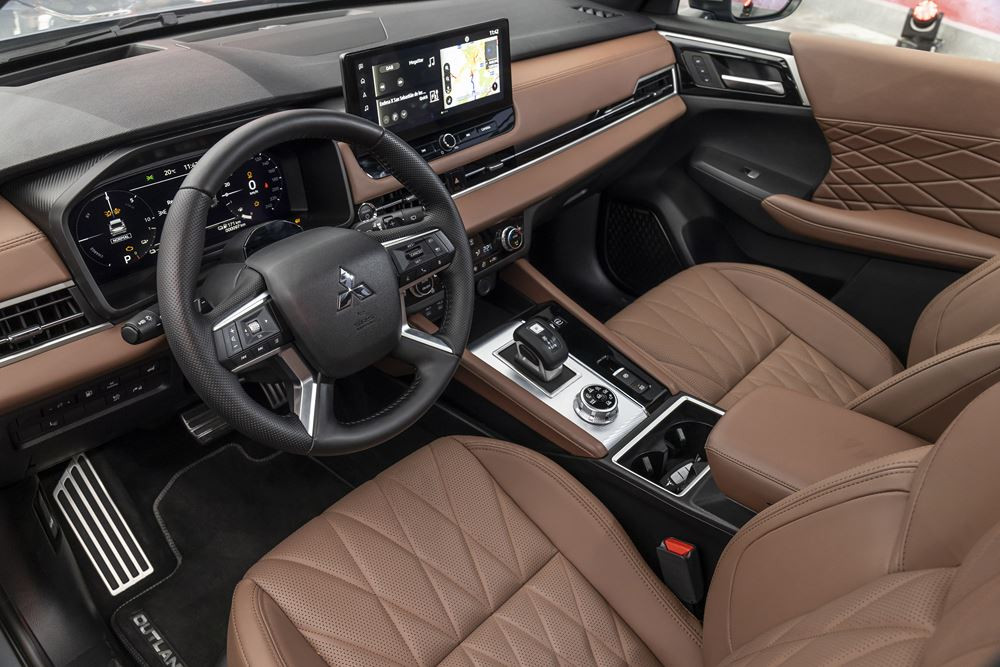 Mitsubishi Outlander: un SUV du segment D hybride rechargeable à l'esprit baroudeur