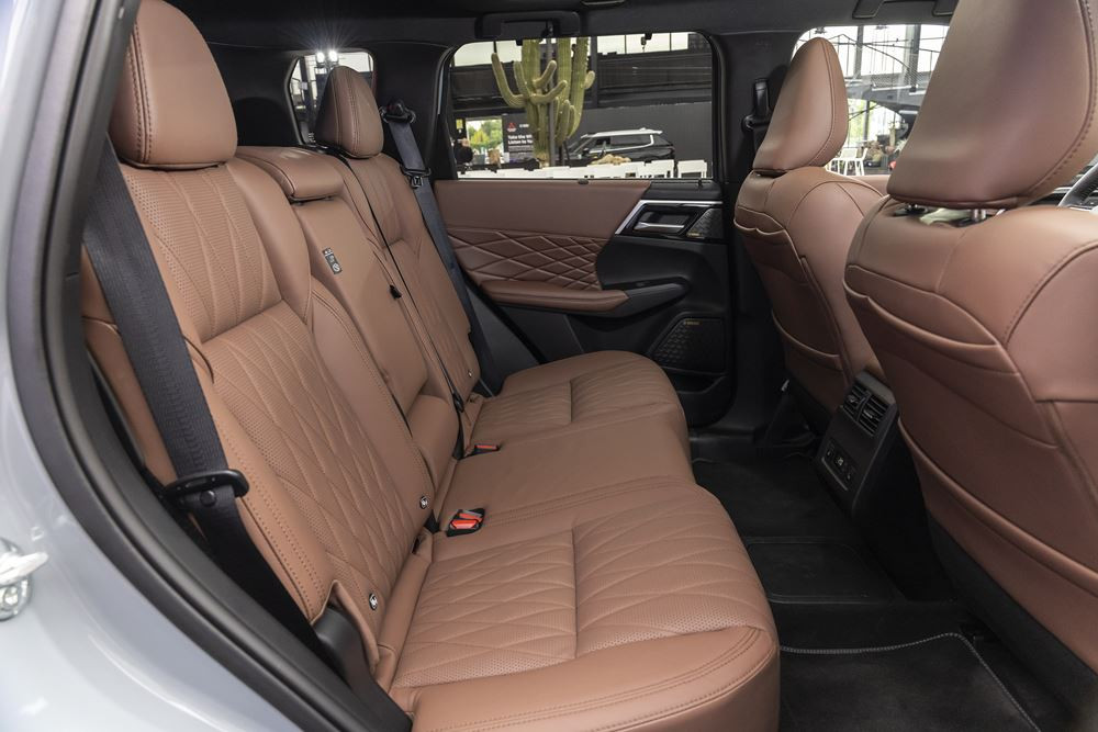 Mitsubishi Outlander: un SUV du segment D hybride rechargeable à l'esprit baroudeur