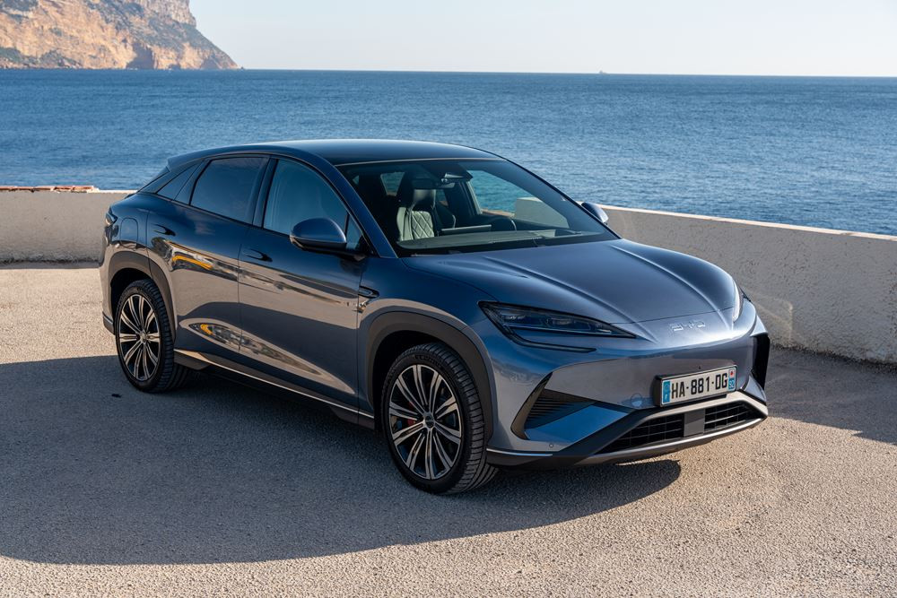 Le SUV familial électrique Byd Sealion 7 affiche une allure athlétique