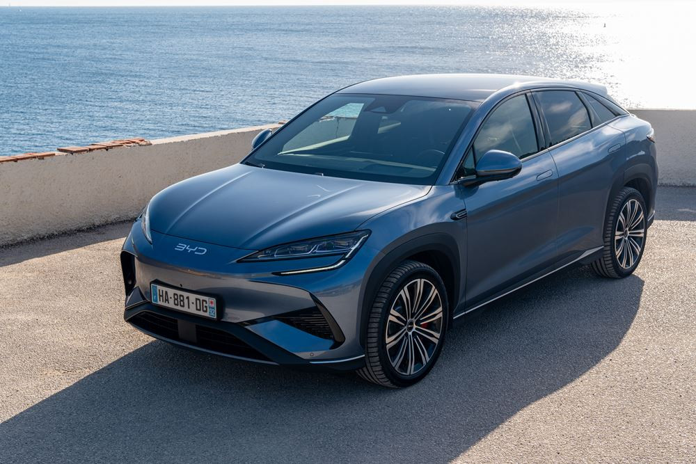 Le SUV familial électrique Byd Sealion 7 affiche une allure athlétique