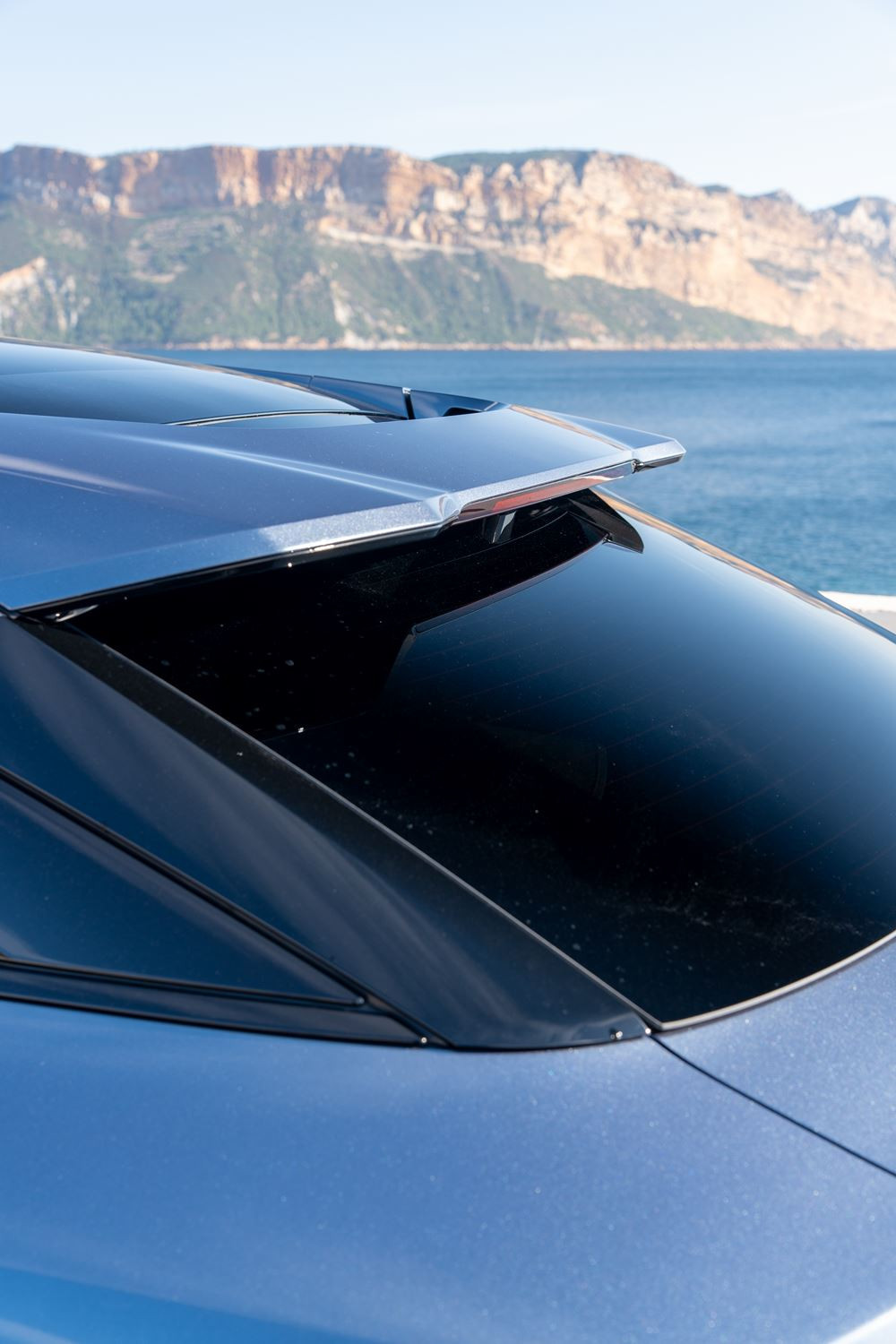 Le SUV familial électrique Byd Sealion 7 affiche une allure athlétique