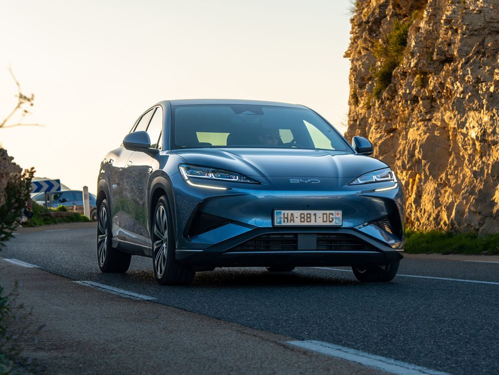 Le SUV familial électrique Byd Sealion 7 affiche une allure athlétique