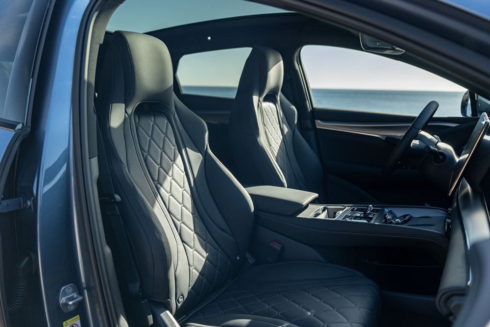 Le SUV familial électrique Byd Sealion 7 affiche une allure athlétique