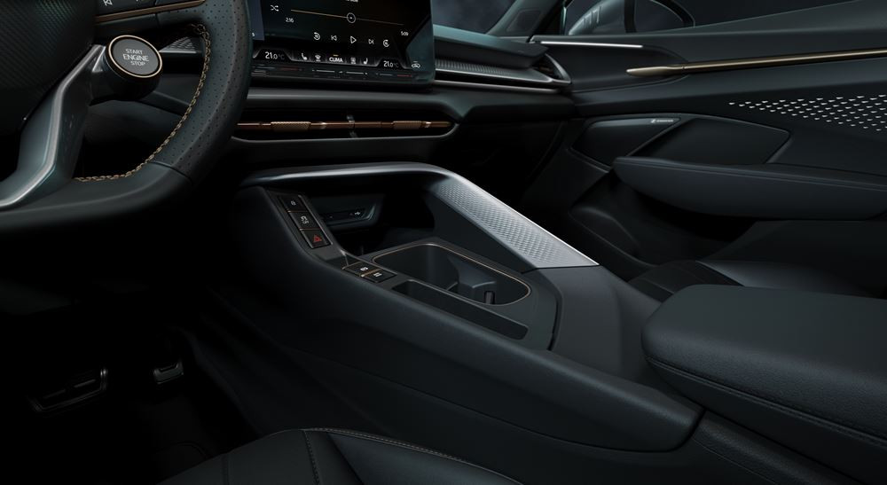 Le SUV Cupra Terramar combine des proportions athlétiques à un design percutant