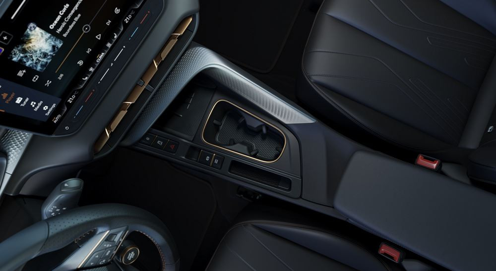 Le SUV Cupra Terramar combine des proportions athlétiques à un design percutant