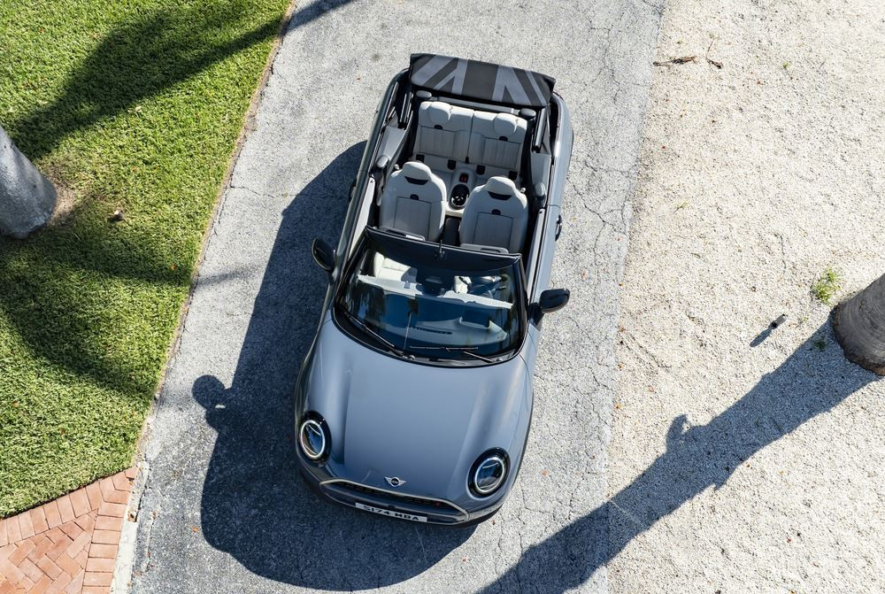 La Mini Cooper Cabrio de nouvelle génération complète la famille Mini
