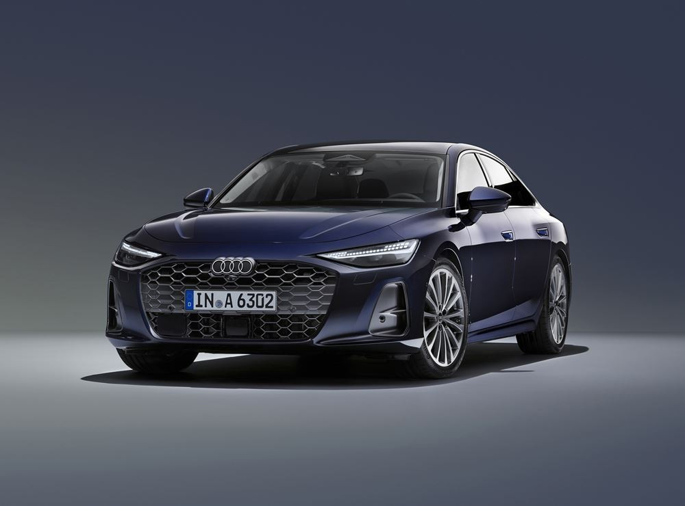 La berline première classe Audi A6 en approche