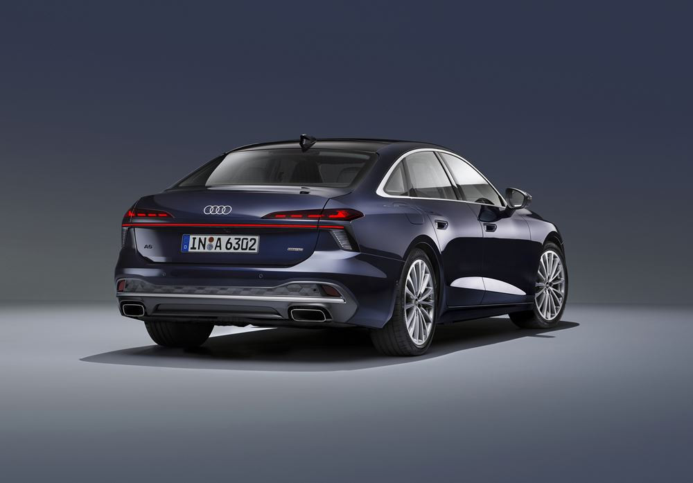 La berline première classe Audi A6 en approche