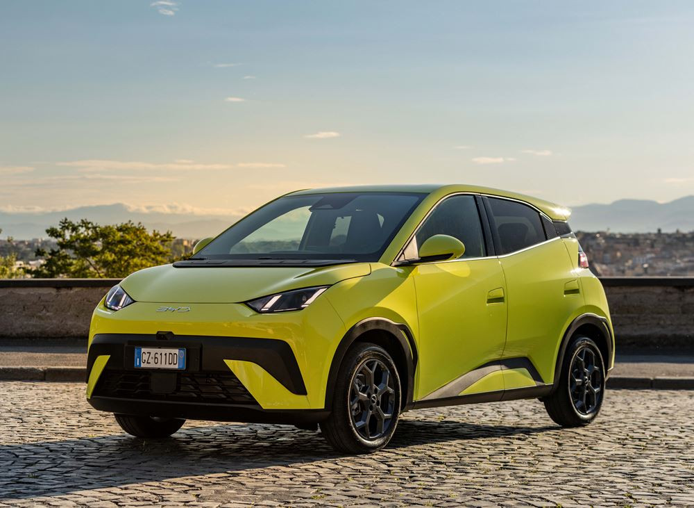 La citadine électrique Byd Dolphin Surf repose sur la e-Platform 3.0 et une batterie Blade