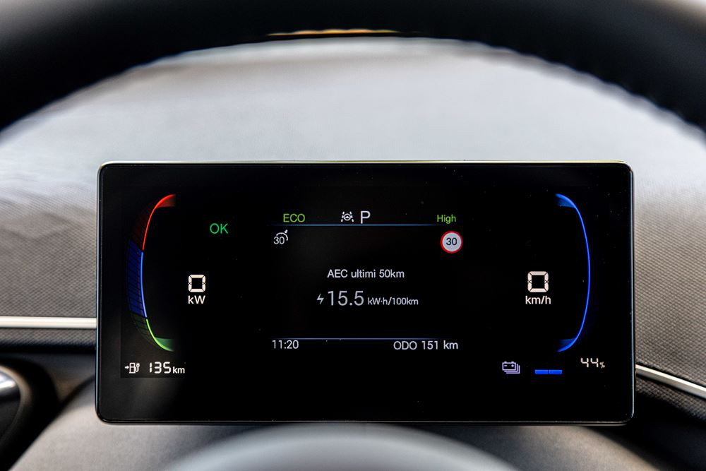 La citadine électrique Byd Dolphin Surf repose sur la e-Platform 3.0 et une batterie Blade