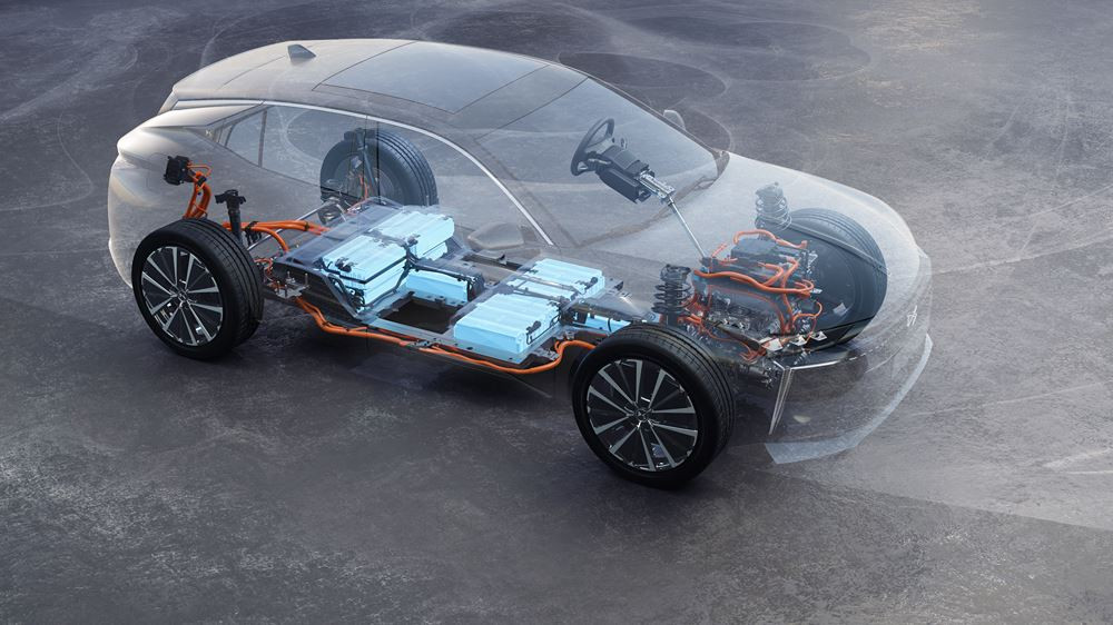 La berline compacte électrique DS N°4 E-Tense affiche une autonomie WLTP de 450 km