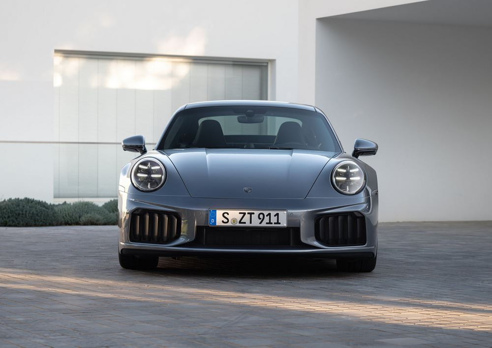 La Porsche 911 Turbo S Coupé développe une puissance cumulée de 711 ch