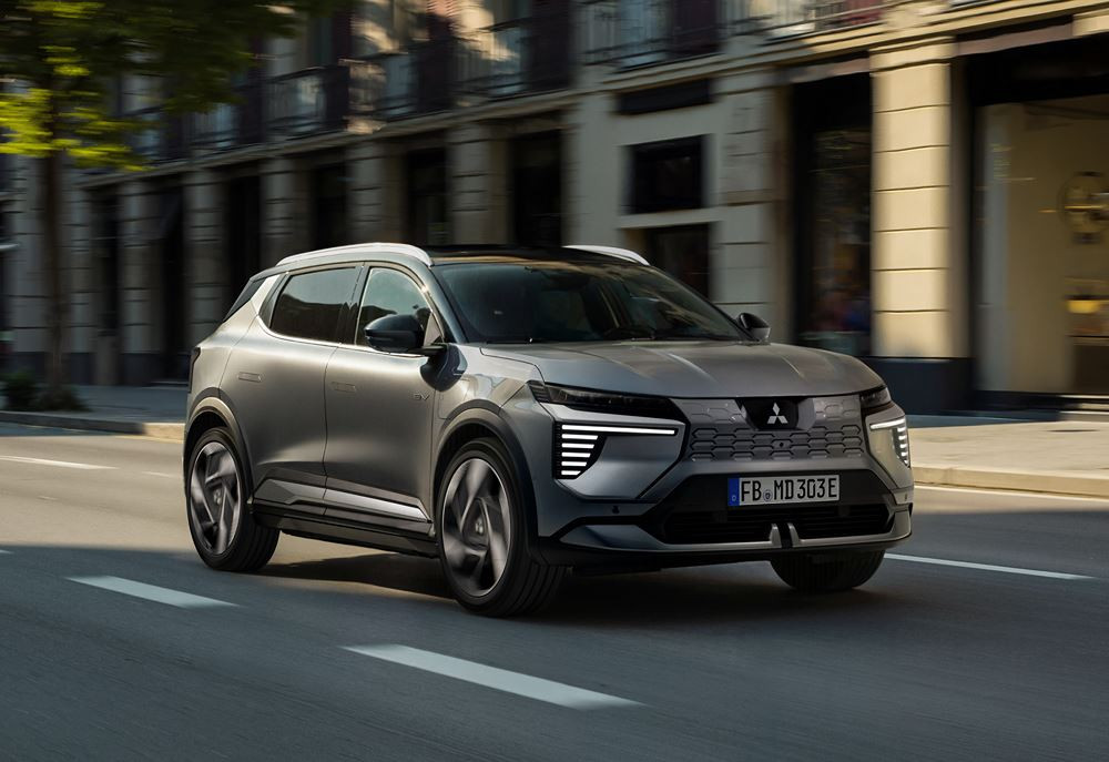 Le SUV compact électrique Eclipse Cross réinterprète la face avant « Dynamic Shield » de Mitsubishi