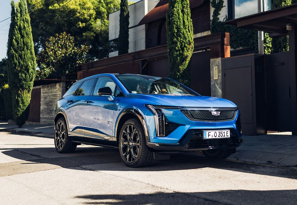 Le SUV électrique de luxe de taille intermédiaire Cadillac Optiq affiche une allure affirmée