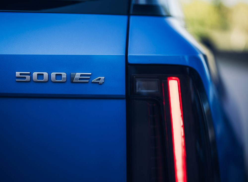 Le SUV électrique de luxe de taille intermédiaire Cadillac Optiq affiche une allure affirmée