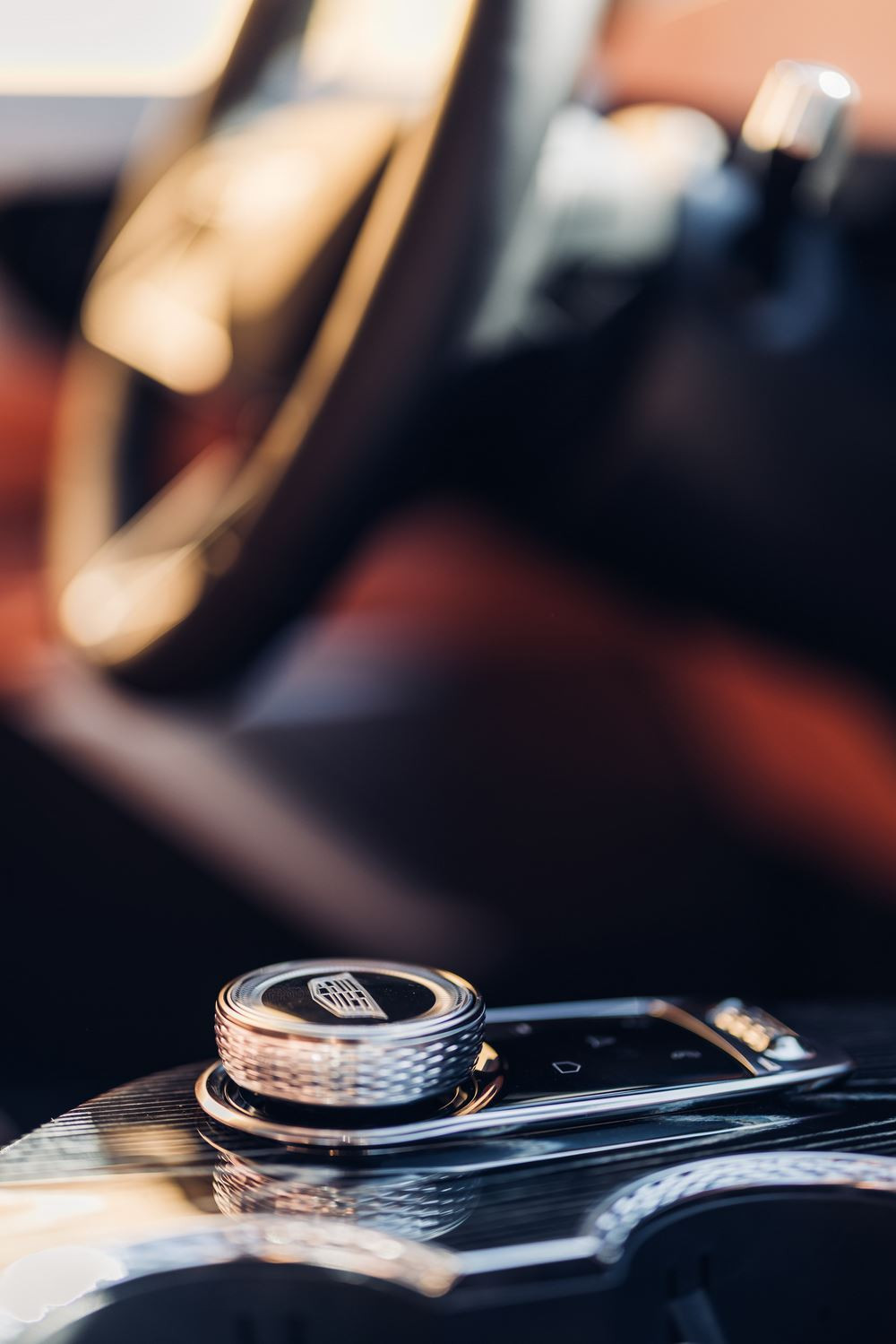 Le SUV électrique de luxe de taille intermédiaire Cadillac Optiq affiche une allure affirmée