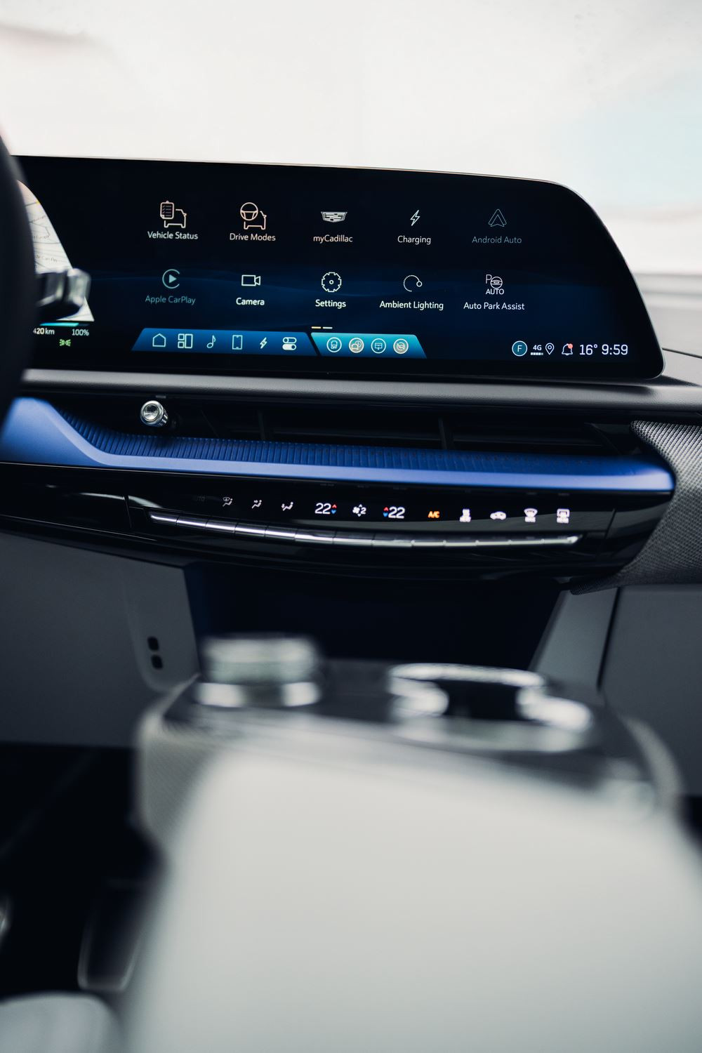 Le SUV électrique de luxe de taille intermédiaire Cadillac Optiq affiche une allure affirmée