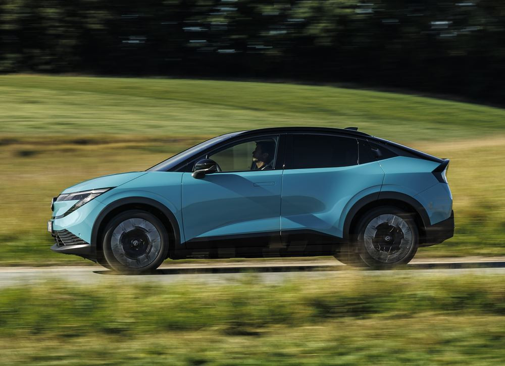 La Nissan Leaf électrique revendique une autonomie jusqu'à 622 km