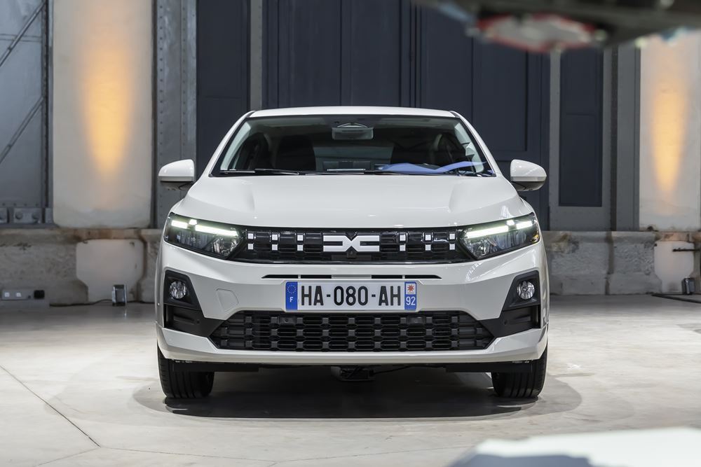 La berline polyvalente Dacia Sandero offre plus d'agrément de conduite à un prix supérieur