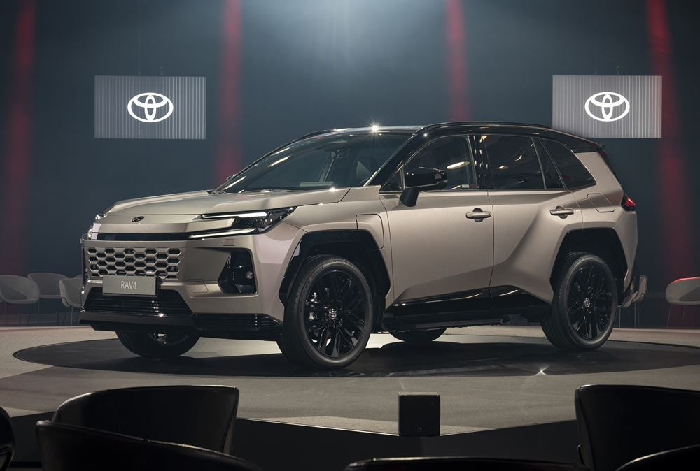 La sixième génération du Toyota RAV4 Hybride arbore un design extérieur robuste