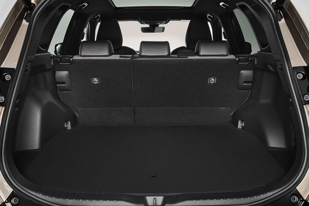 La sixième génération du Toyota RAV4 Hybride arbore un design extérieur robuste