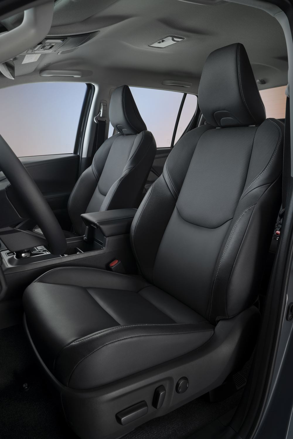 Le pick-up Toyota Hilux Electrique est équipé d'un moteur développant 196 ch et d'une batterie de 59,2 kWh