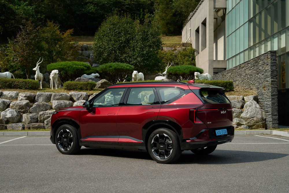 Le SUV électrique du segment C Kia EV5 affiche une silhouette affirmée