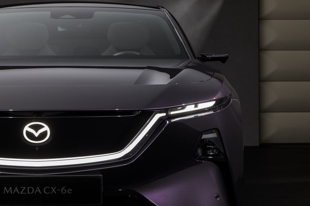Le SUV électrique de taille moyenne Mazda CX-6e 190 kW 78 kWh affiche une autonomie WLTP de 484 km