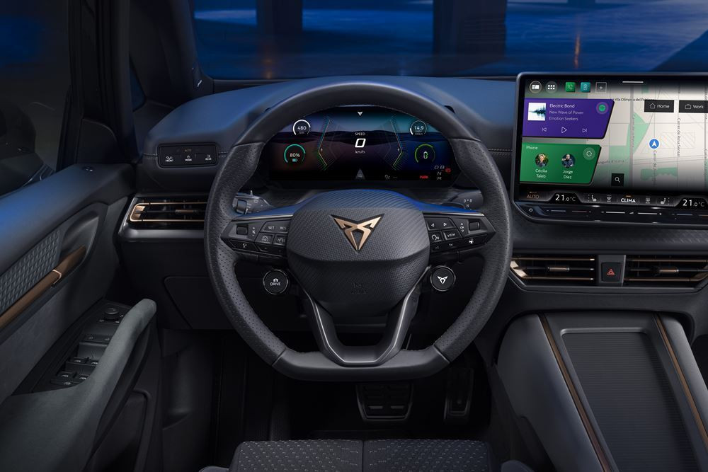 La Cupra Born électrique restylée au design percutant en approche