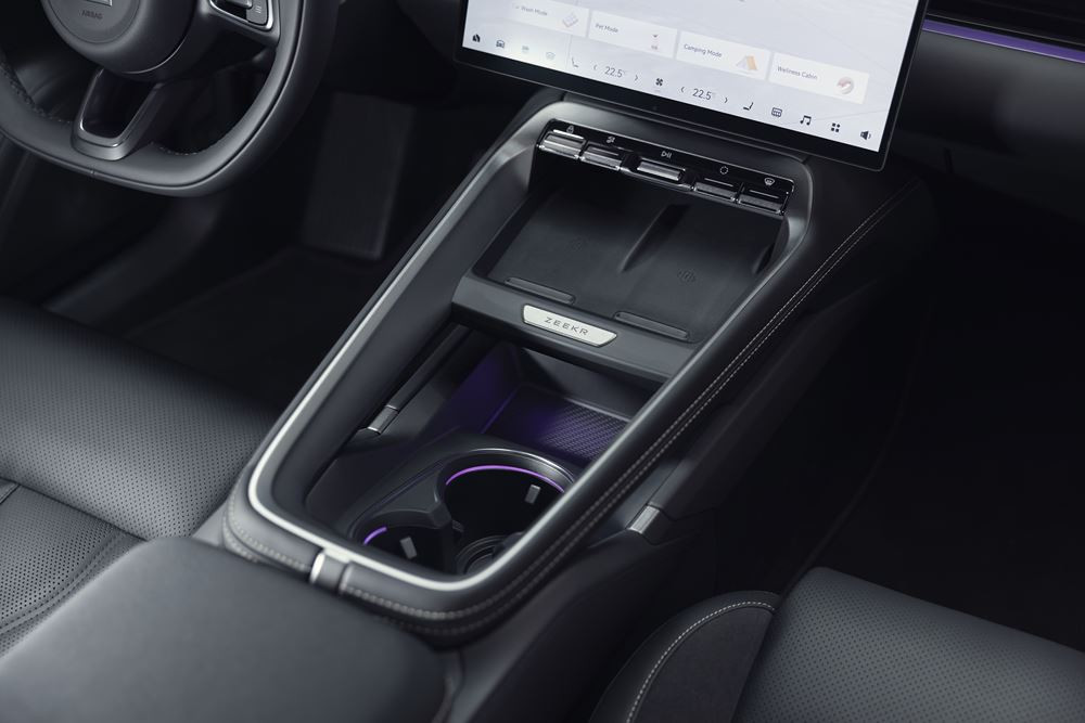 Le Grand Tourer électrique Zeekr 7GT arrive sur les routes françaises