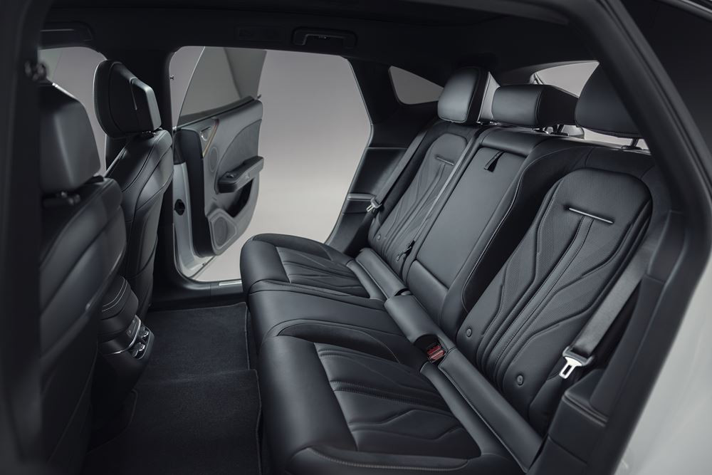 Le Grand Tourer électrique Zeekr 7GT arrive sur les routes françaises