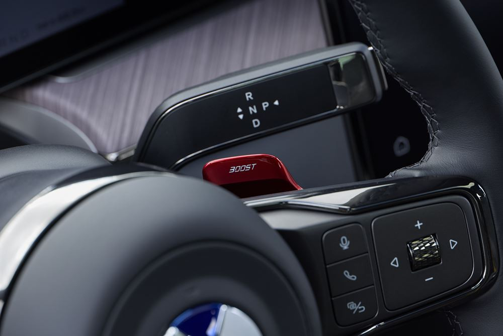 La grande routière électrique Denza Z9GT EV incarne la vision du premium technologique de la marque chinoise