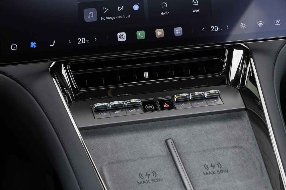 La grande routière électrique Denza Z9GT EV incarne la vision du premium technologique de la marque chinoise