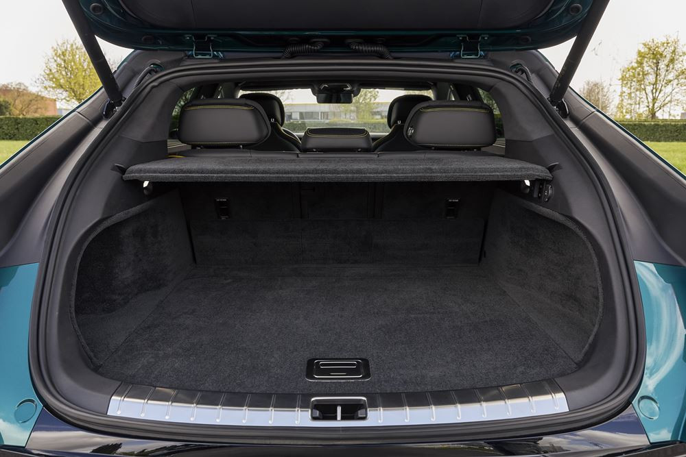 La grande routière électrique Denza Z9GT EV incarne la vision du premium technologique de la marque chinoise